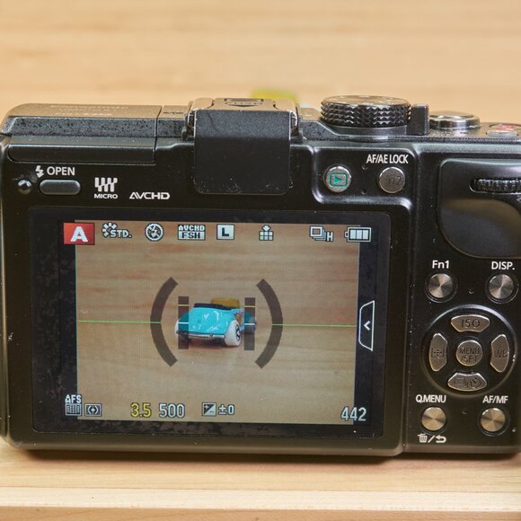 Panasonic LUMIX DMC-GX1 Mirrorless Camera / 16MP / Body Only / Made in Japan - Picture 6 of 9